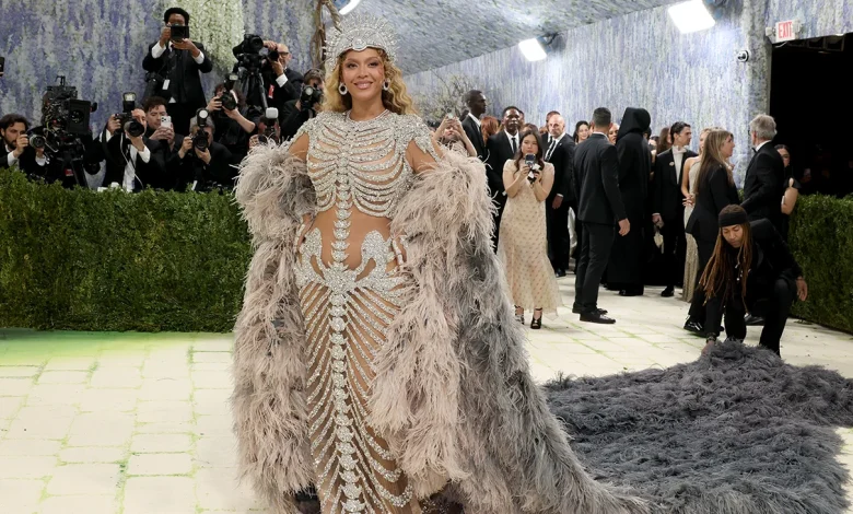 Met Gala 2026: Beyoncé Wears Bejeweled Skeletal Dress
