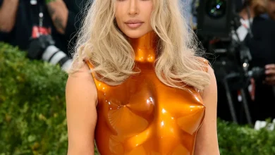 Met Gala 2026: Kim Kardashian Stuns in Body-Molded Orange Dress