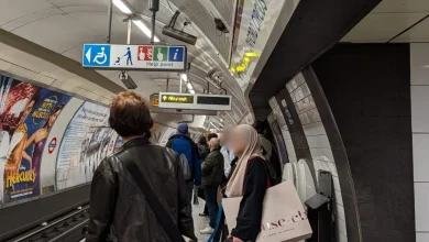 Metropolitan line hit by severe delays as Windrush line part suspended at rush hour