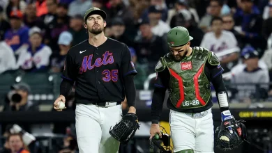 Mets pitcher Clay Holmes suffers broken leg after getting hit with 111 mph line drive: 'A huge blow'
