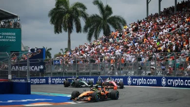 Miami Grand Prix LIVE! Kimi Antonelli leads chaotic race from Lando Norris amid threat of rain