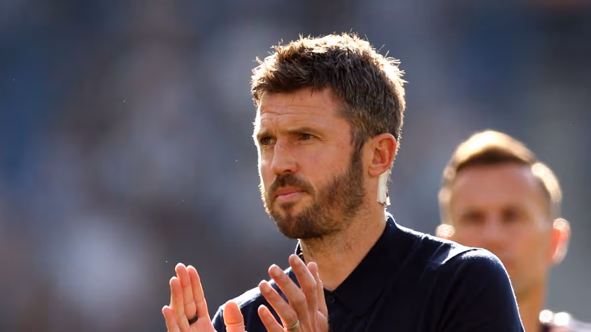 Michael Carrick disagrees with Gary Neville on Man Utd star after ‘trade him in’ comment