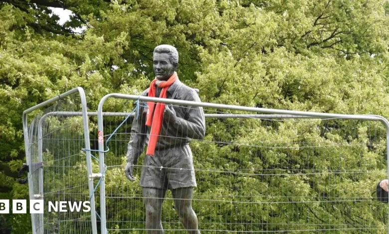 Middlesbrough's Albert Park Brian Clough statue sent for repairs