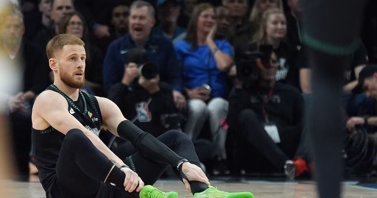 Minnesota Timberwolves wear Donte DiVincenzo jerseys ahead of Game 6