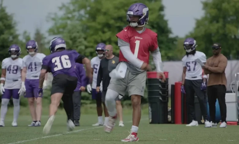 Murray, McCarthy Clips From OTA No. 1 Spark Leg Swing Discussion