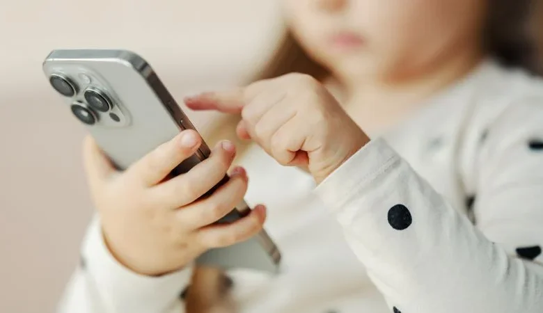 New surgeon general’s advisory raises alarm about screen time risks for kids and teens