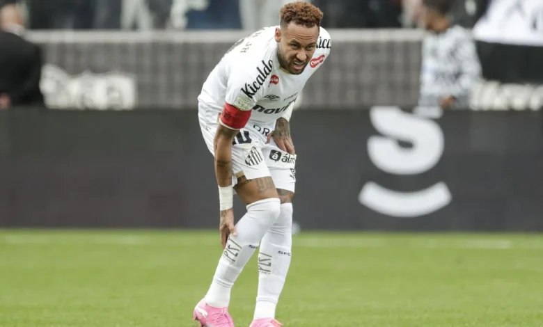Neymar suffers calf injury, to miss Santos games ahead of World Cup