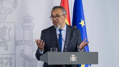 « Notre travail n’est pas terminé », avertit le patron de l’OMS après l’évacuation du Hondius