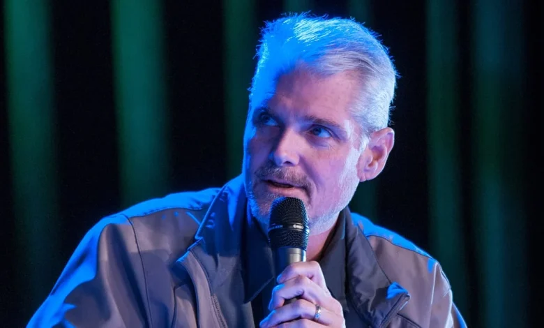 Obituary: Veteran voice actor Tom Kane has passed away at 64