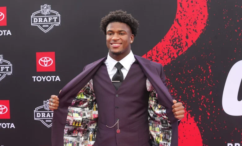 Ohio State safety signs a monster deal with the Dallas Cowboys