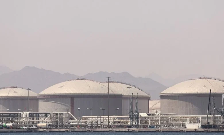 Oil tumbles nearly 7% as US and Iran seen moving closer to deal