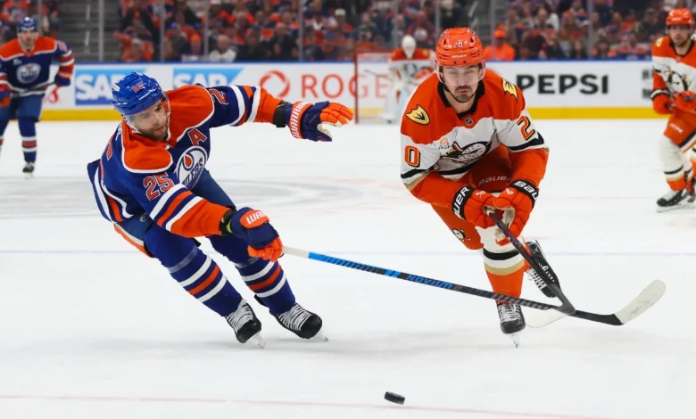 Oilers notebook: Veterans not sweating the pressure of Game 6