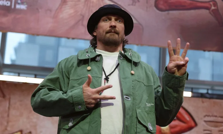 Oleksandr Usyk will fight Fabio Wardley in a unification once the Briton ‘proves himself at the highest level’