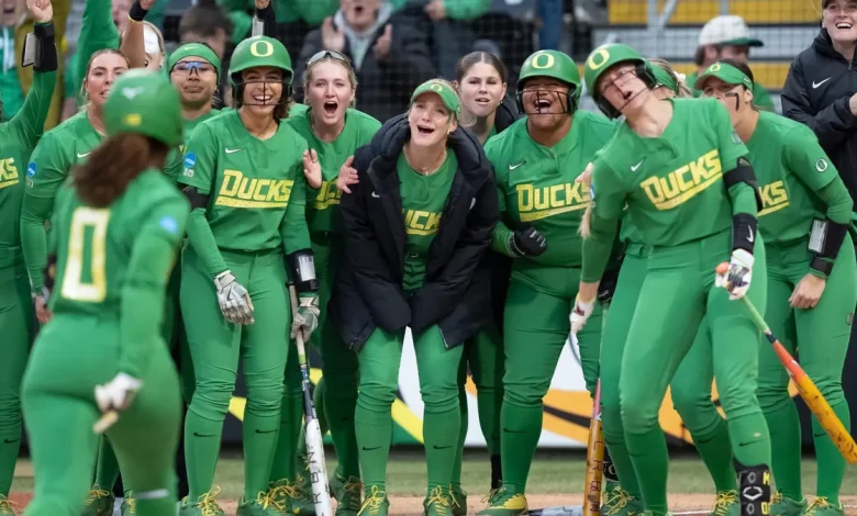 Oregon softball vs. St. Mary's live updates, score from NCAA regional