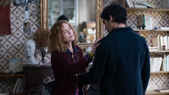 Parallel Tales Review: Asghar Farhadi's Muddled Voyeuristic Head Game