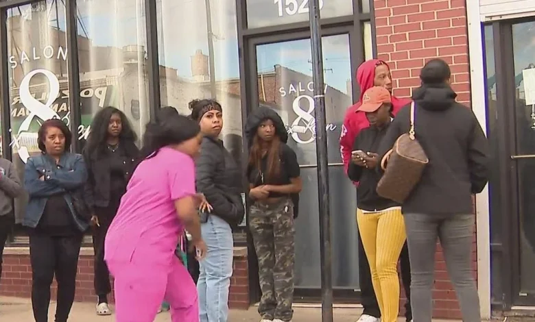 Parents outraged after not receiving their teen's prom dresses from Humboldt Park shop