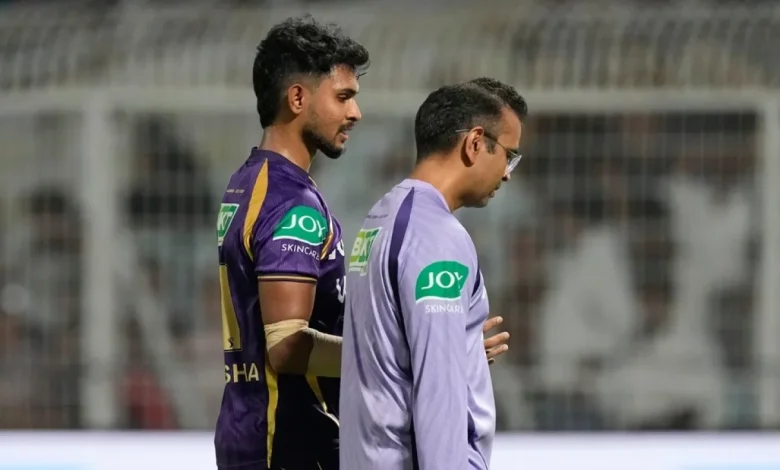 Pathirana walks off with hamstring issue against GT