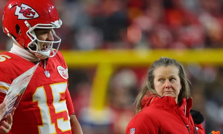 Patrick Mahomes hitting recovery checkpoints by trusting Chiefs trainer