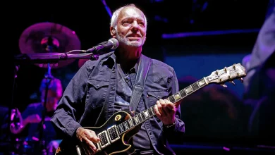 Peter Frampton recalls the moment he knew something was wrong