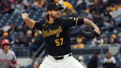 Pirates' Devenski suspended for throwing at Reds' Stewart