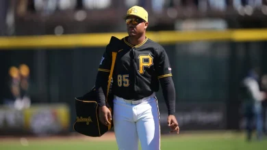Pirates call up red-hot prospect Esmerlyn Valdez for game vs. Blue Jays