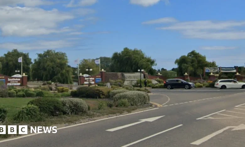 Police appeal after two seriously hurt in crash