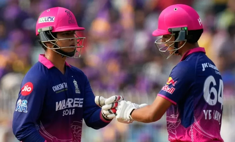 RR opt to bat, bring Bishnoi back; Starc finally in for DC