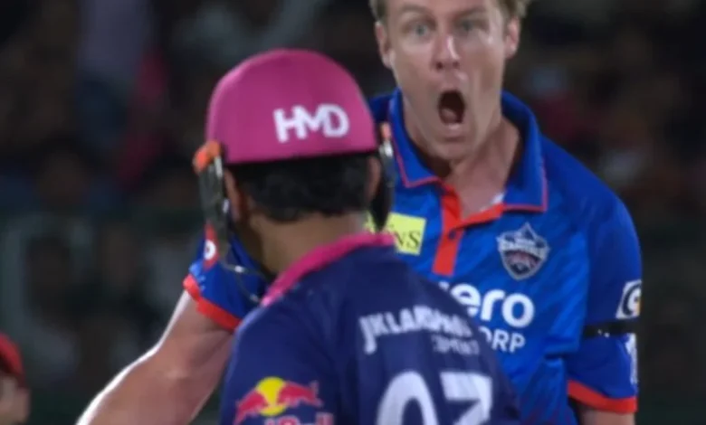 RR vs DC Watch Video: Kyle Jamieson’s Fiery Celebration vs Vaibhav Sooryavanshi Triggers Backlash— ‘31-Year-Old Bullying 15-Year-Old’? | IPL 2026 Today Match