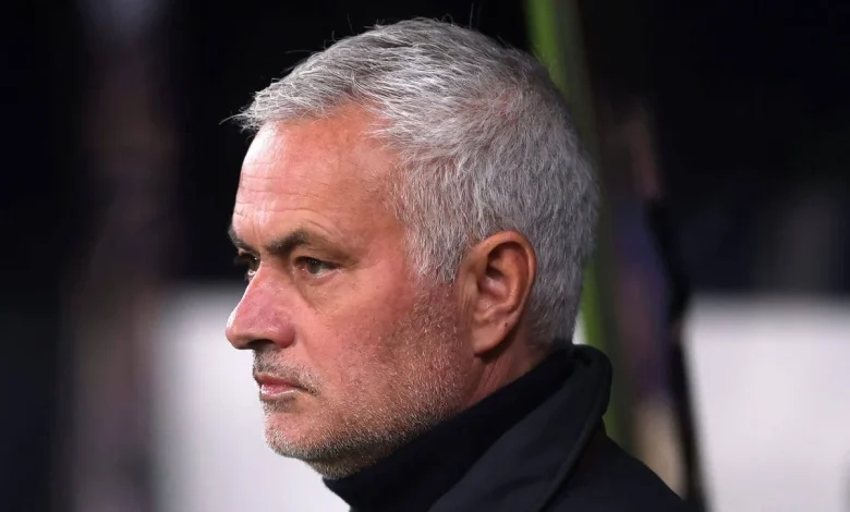 Real Madrid hold talks over Jose Mourinho return
