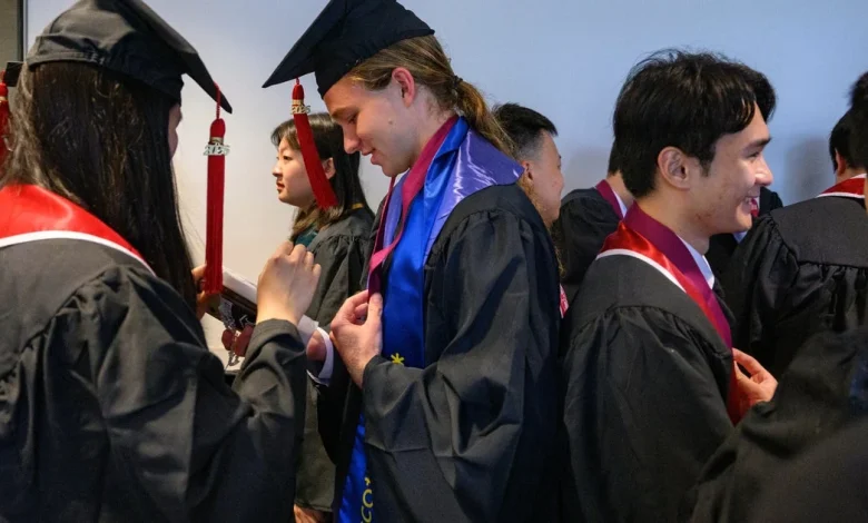 Recent commencement speeches show students are souring on AI. How deep is the angst?