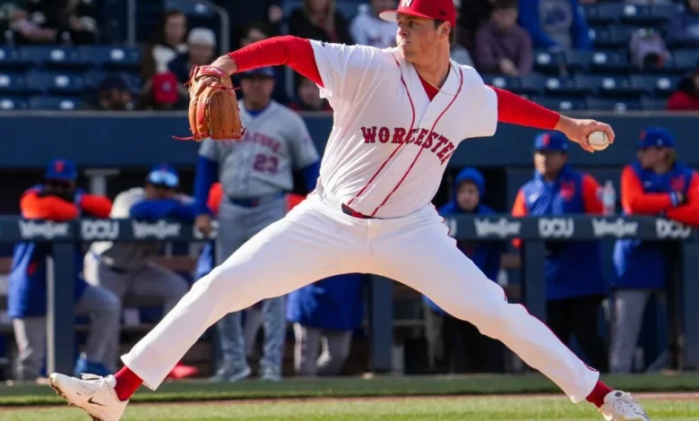 Red Sox Recall Jake Bennett For MLB Debut