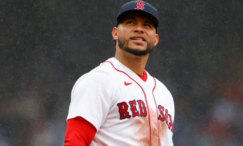 Red Sox fall to Twins in the rain