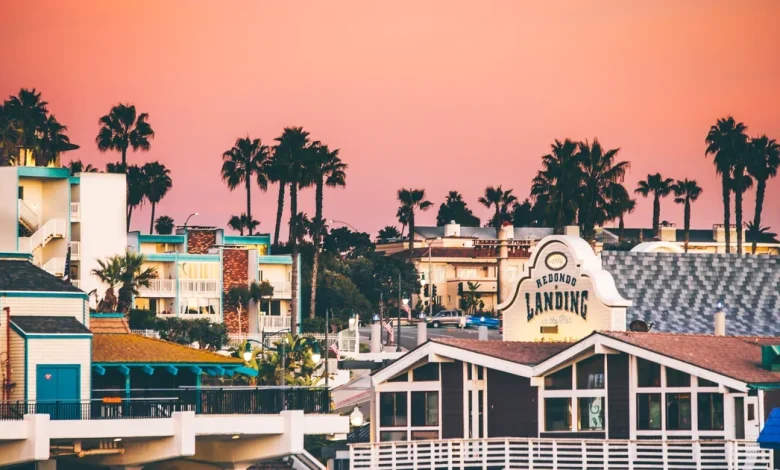 Redondo Beach Pier evacuated due to police activity