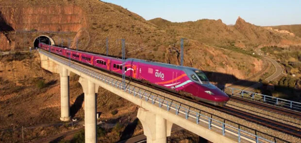 Renfe alimenta la guerra de precios con billetes desde siete euros