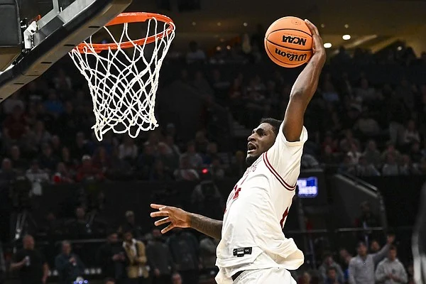 Report: Arkansas basketball's Billy Richmond switches course, withdraws from NBA draft