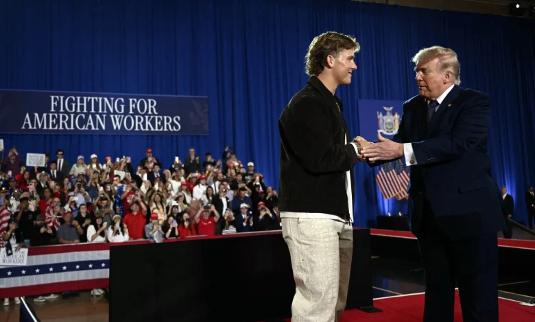 Report: Jaxson Dart addressed teammates over introduction of President Trump