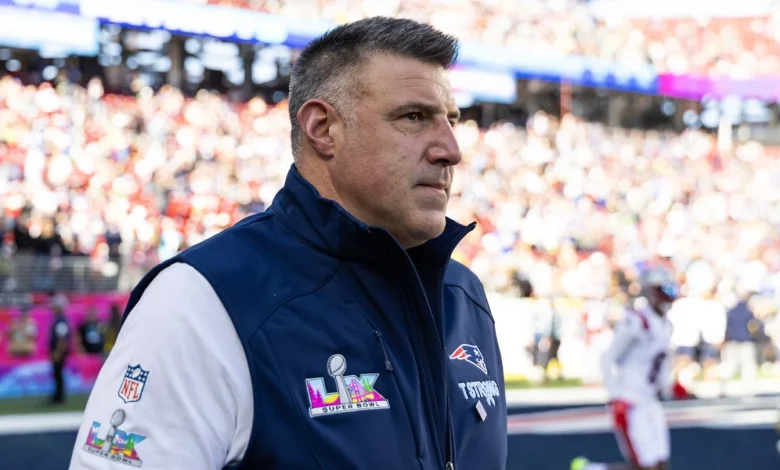 Report: Mike Vrabel, Dianna Russini rented boat together in June 2021