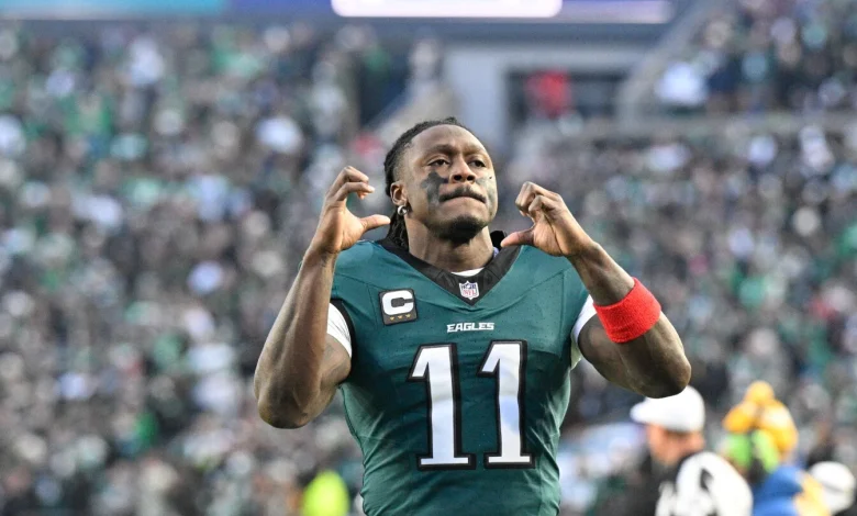 Report: Patriots, Eagles "not particularly close" on A.J. Brown deal