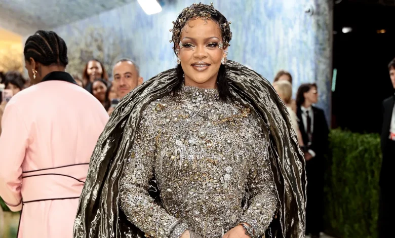 Rihanna Arrives at the Met Gala 2026 in a Shimmering, Sculptural Gown