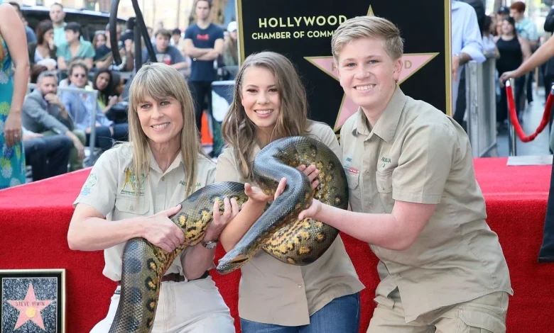 Robert and Terri Irwin give update on Bindi Irwin amid her endometriosis battle