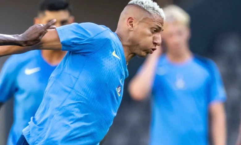 Roberto De Zerbi provides Richarlison update after absence from Tottenham training