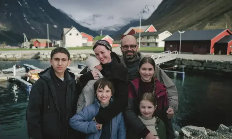Romanian Director Cristian Mungiu Wins His Second Palme d’Or at Cannes Film Festival for ‘Fjord’
