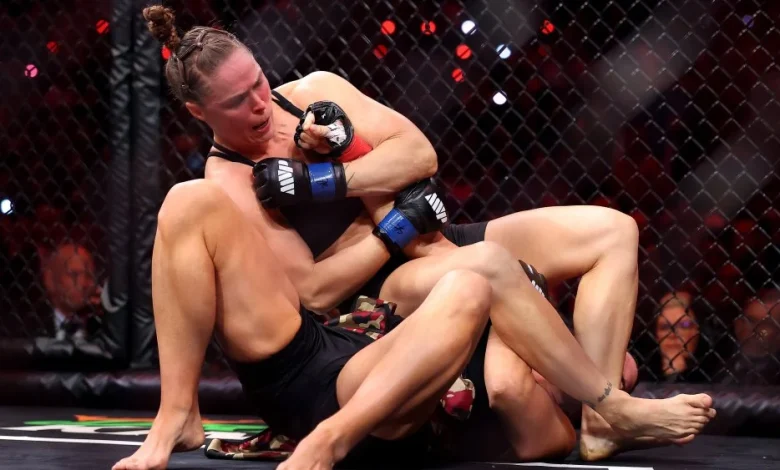 Ronda Rousey Destroys Gina Carano in Seconds, Jake Paul Gets Booed in Netflix's Spotty MMA Debut