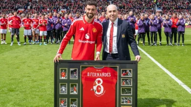 Roy Keane slams 'circus act' around Bruno Fernandes' assist record
