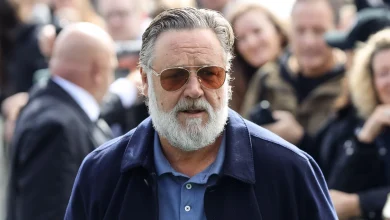 Russell Crowe Defends Brusque Fan Exchange: "What's Your Problem?"