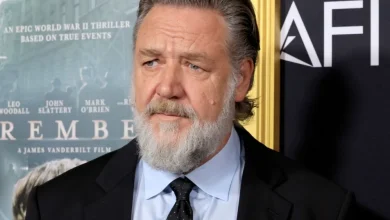 Russell Crowe Warns Paris Fans: 'As Soon as Somebody's a D--k, I'm Going'