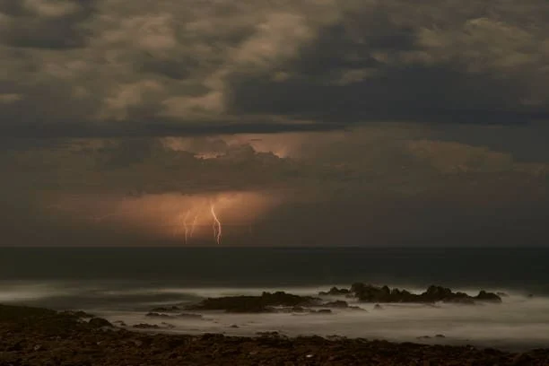 SA weather update: Yellow level 2 warning issued for difficult navigation at sea