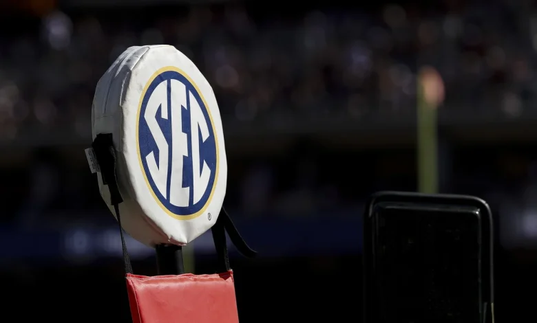 SEC becomes the power-conference holdout for a 24-team playoff