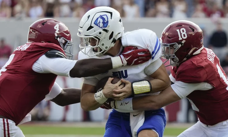 SEC eliminates November 'cupcake weekend'