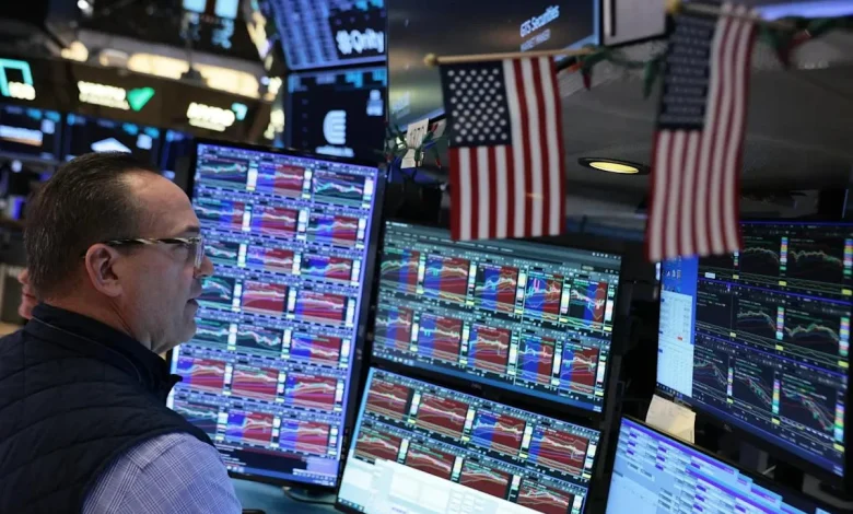 S&P 500, Nasdaq, Dow Futures Rise As AI-Driven Tech Rally Overpowers 'Defensive' Iran Strikes: ONDS, NBIS, RCAT, SNOW In Focus